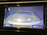 駐車時に後方がリアルタイム映像で確認できます。大型商業施設や立体駐車場での駐車時や、夜間のバック時に大活躍!運転スキルに関わらず、今や必須となった装備のひとつです!