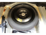 スペアタイヤが装備されております!