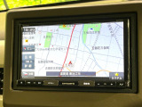 【ナビゲーション】目的地までしっかり案内してくれる使いやすいナビ。Bluetooth接続すればお持ちのスマホやMP3プレイヤーの音楽を再生可能!毎日の運転がさらに楽しくなります!!