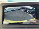 バックモニター付きで駐車も安心!