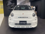 アバルト500e ツーリズモ ハッチバック