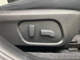 【パワーシート】スイッチ一つで簡単にシートの微調整が可能!電動だから力もいりません!快適なシートポジションにセットして、快適なドライブをお楽しみください。