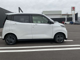 コンパクトなボディでどの年代の方にも乗りやすいお車になっております☆