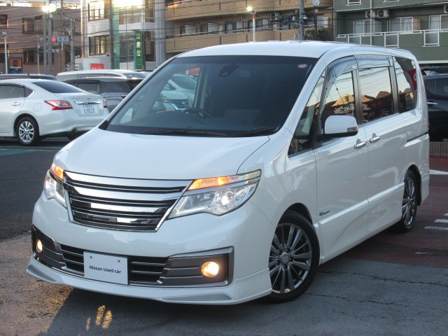 セレナ 2.0 ライダー パフォーマンススペック ブラックライン S-HYBRID 