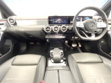 CLAクラス CLA200d AMGライン 