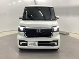 一目見てホンダ車だとわかるカッコいいフロントマスクです!