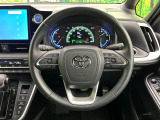 【純正革巻きステアリング】上質な革を使用することで、手にしっかり馴染みとても運転しやすいハンドルです♪