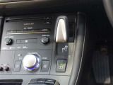 エレクトロシフトマチック(電子式シフトレバー)を採用しております(^^♪直感的に操作することができます!