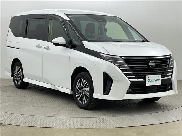 セレナ 2.0 ハイウェイスターV 4WD 4WD 修復歴無し