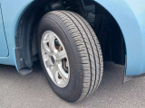 タイヤの溝も充分にあります。