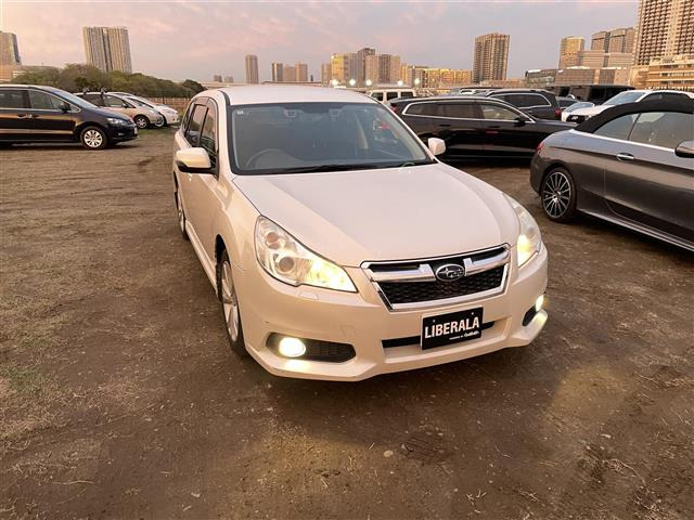 レガシィツーリングワゴン 2.5iアイサイト 修復歴無し