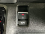 パーキングブレーキはスマートな電子制御式と合わせて渋滞時等にブレーキペダルから足を離しても停車状態を保持してくれるオートブレーキホールド機能で運転が楽になります。スタートはアクセルペダルを踏むだけ