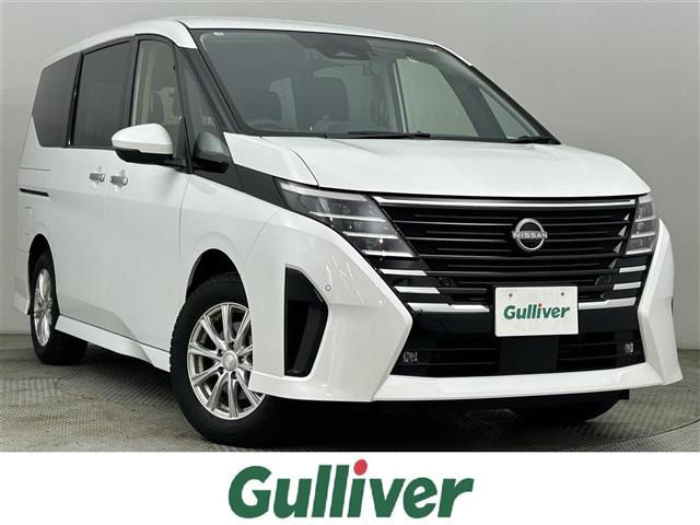 セレナ 1.4 e-4ORCE ハイウェイスターV 4WD ワンオーナー