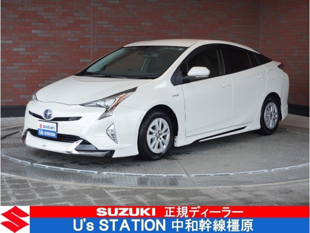 プリウス 1.8 S セーフティ プラス 