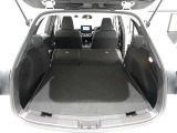 広々としたラゲージスペースを備えています。大きなものや長さのある荷物もしっかりと積み込めます。