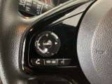 ステアリングリモコンは、運転中でも簡単に音量調整やチャンネル変更もできます!わき見運転防止にもつながるので安心です♪