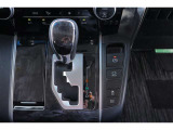 MTモード付。発進時やシフトチェンジ時もストレスなくマニュアル運転を楽しめます♪