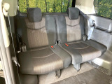 3列目シートはもちろん状態良好☆大人でもゆったりと座って頂けますので、大人数でのお出かけもラクラクです♪ご家族で、気の知れた仲間で、ドライブに行くのが楽しみですね♪