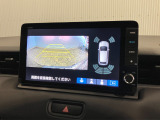 【バックカメラ】リバースにするだけで映ります、後方の安全確認や、狭い駐車場での車庫入れ、雨の日や夜間など視界の悪い時に便利です!安全にバックする為には欠かせない装備です。