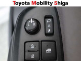 駐車時に便利なスマ-トキ-連動オ-ト格納式ドアミラーを装備しています。施錠すると自動的にドアミラーを格納する便利な機能です!