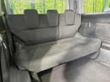 3列目シートはもちろん状態良好☆大人でもゆったりと座って頂けますので、大人数でのお出かけもラクラクです♪ご家族で、気の知れた仲間で、ドライブに行くのが楽しみですね♪
