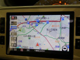 目的地をセットして迷わず目的地にGO!※地図更新(有料)をすることにより新しい道を案内する事が出来ます。【製造年式により、地図の更新(有料)が出来ない物もあります。】