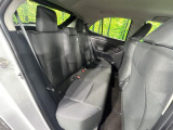 後部座席も気になるようなキズ・汚れやへたり等、大きなダメージはなく、良好な状態です。