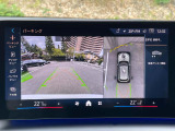 【アラウンドビューモニター】バックカメラに加え、360度のカメラで駐車も楽々。駐車が苦手な方でも安心してお乗りいただけます。