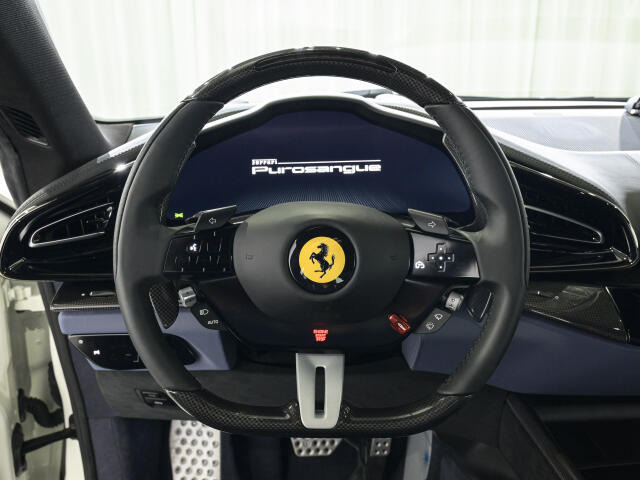フェラーリ プロサングエ F1 DCT 4WD の中古車詳細 (800km