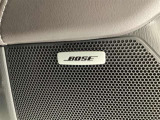 【BOSEサウンドシステム】BOSEと共同開発したマツダのプレミアムサウンドシステムです。まるでコンサート会場にいるような臨場感あふれるサウンドを提供します。