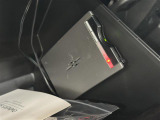【ETC】装着されています。有料道路の乗り降り時に停車することなくスマートに乗り入れが可能になったり、割引を受けることができる嬉しい装備です。