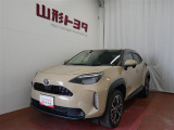 人気コンパクトSUV ヤリスクロスです!運転しやすいコンパクトボディーに、SUVの走り。雪道の運転も安心ですね♪