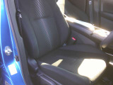 運転席シートには「シートフリーター」が付いていますので、ご自分のベストポジションを上下で選ぶ事も出来ます シート状態も良好です