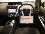 操作性に優れたインパネ周り! (※フロアマットありません)