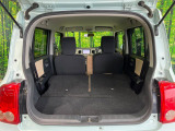 普段のお買い物や通勤、送迎等に十分な荷室スペースを確保しております。セカンドシートを倒すと、大きな荷物の積載も可能です♪