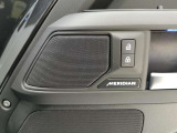 【MERIDIANサウンドシステム】英国の高級オーディオブランド「MERIDIAN」のサウンドシステムです。上質なドライブには上質な音響を。