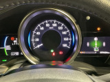 視認性の高いメーター回り。いろいろな情報も表示されます。