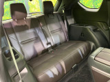 3列目シートはもちろん状態良好☆大人でもゆったりと座って頂けますので、大人数でのお出かけもラクラクです♪ご家族で、気の知れた仲間で、ドライブに行くのが楽しみですね♪