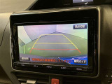 バックカメラが付いているので後方確認が非常にしやすいです。今や運転初心者も熟練者も必須装備!ついていて損はないですね♪