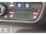 シートヒーター装備付き車!!座席に埋め込まれた電熱線によりシートを暖めることが出来る装備で、温められたシートは、寒い冬には最適です!!