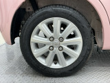 純正アルミホイールです!オシャレな足元を演出してくれます!