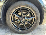 純正アルミホイール装着してます