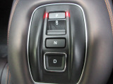 操作しやすいフロアシフトボタンです♪