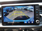 後方確認はバックカメラにお任せ♪後退時に便利で、駐車が楽になります♪