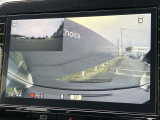 ドライブレコーダーの映像。ナビのモニターに前後の映像を映し出せます