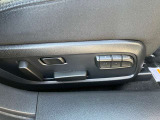 【パワーシート】電動なので、きめ細かい調整ができます!自分自身の運転姿勢に合わせた、適切なドライビングポジションが確保できます♪