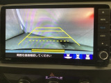バックでの車庫入れも安心です! リアカメラが付いているバックモニター付のナビを装備しております。操作線もついており距離感も画面から確認できます。