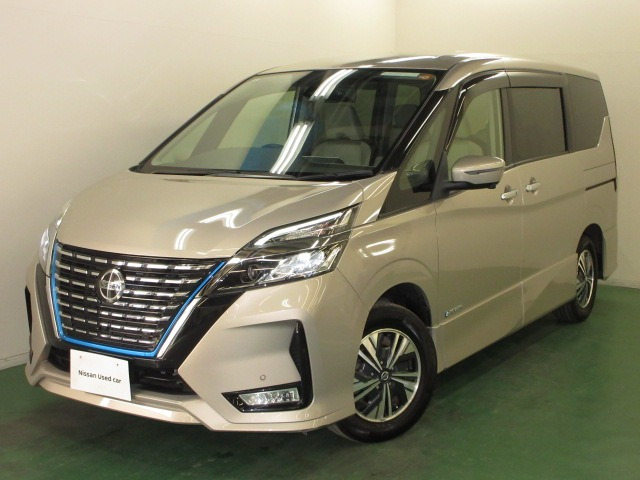 セレナ 1.2 e-POWER ハイウェイスターV 