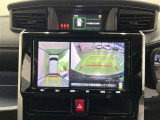 バックカメラ、パノラミックビューモニター付きで視界良好