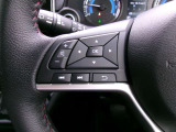 ステアリングスイッチ装備!オーディオ操作等もスマートに♪